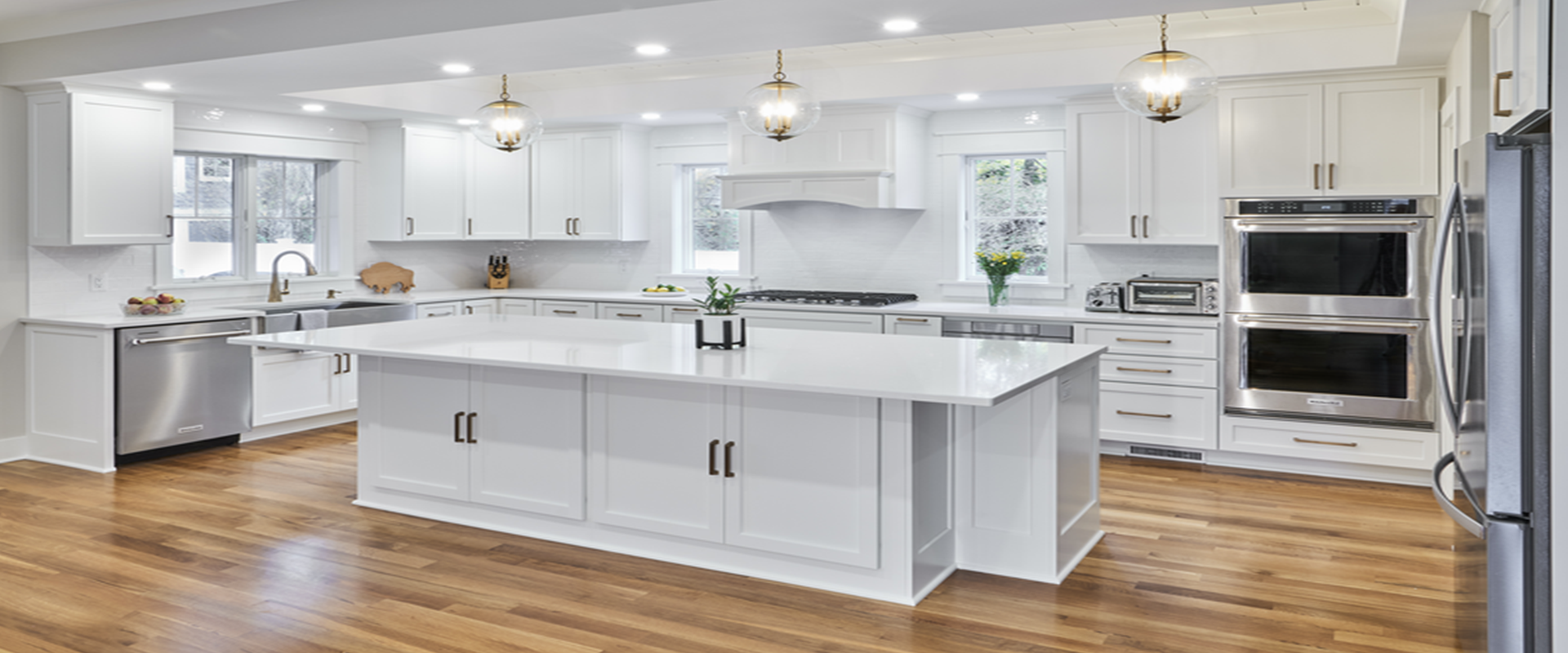 Custom white shaker
